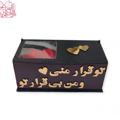 باکس گل مصنوعی به همراه دستبند تلسکوپی مدل TBAHT-01
